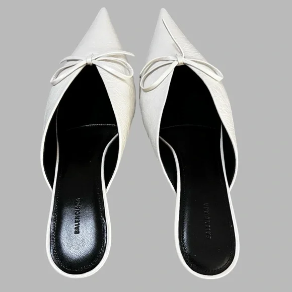NWT BALENCIAGA Leather Elegant White Mules Size 38 - Picture 2 of 16